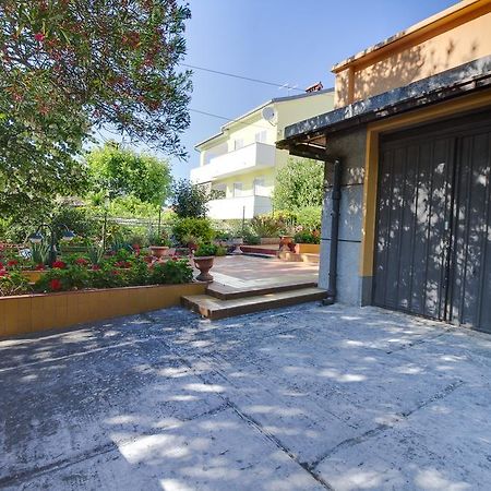 Apartment Oleander Mali Lošinj Eksteriør bilde