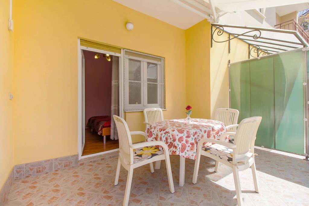 Apartment Oleander Mali Lošinj Eksteriør bilde