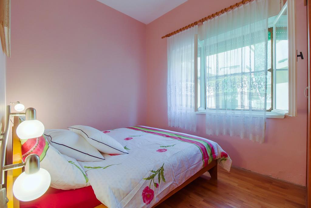 Apartment Oleander Mali Lošinj Eksteriør bilde