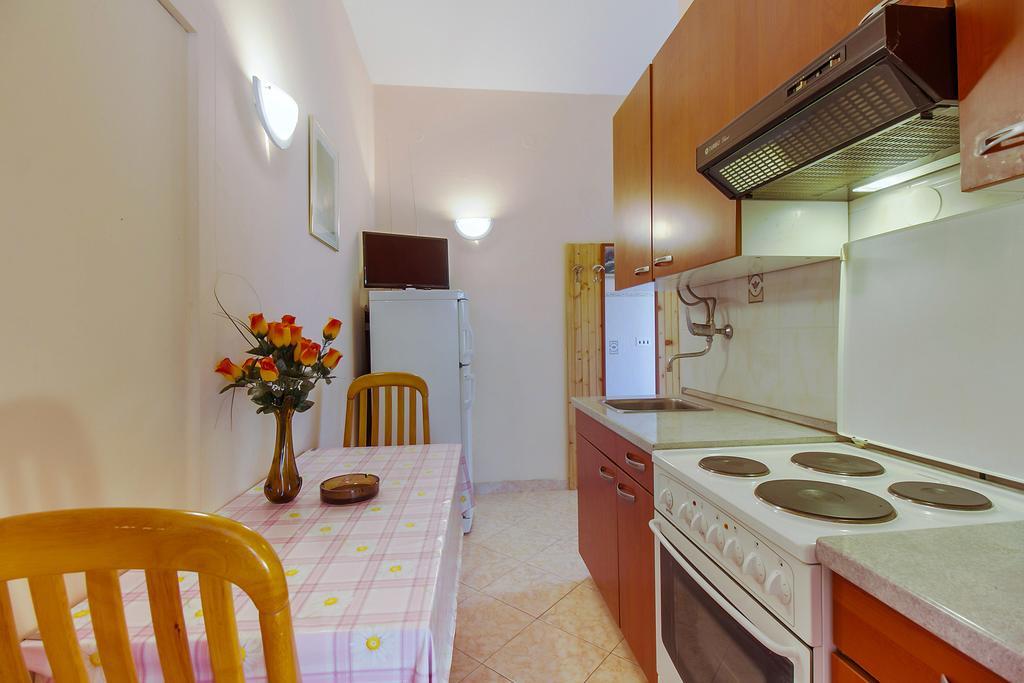 Apartment Oleander Mali Lošinj Eksteriør bilde