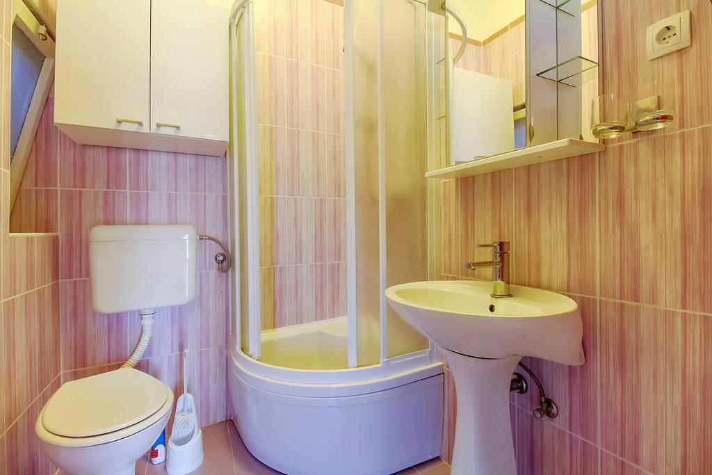 Apartment Oleander Mali Lošinj Eksteriør bilde